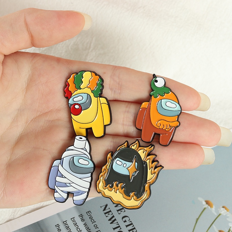 Funny Astronauts Brooch Cartoon Among Character Enamel Pins Creative Brooch Lapel Badge Alloy Brooches Gift