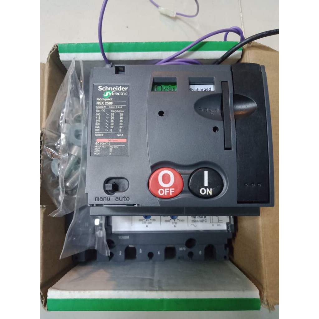 Jual MCCB SCHNEIDER 4P 250F KOMPLIT MOTORIZED BREAKER NSX 4P 250A 36KA