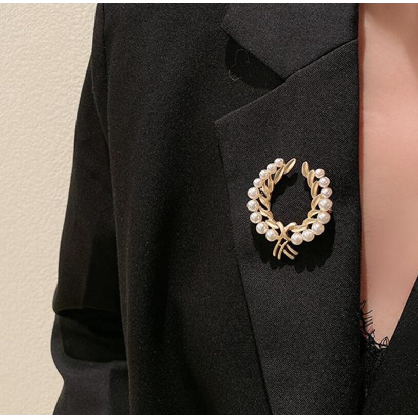 Bros Pin Bentuk Gandum Aksen Mutiara Imitasi Gaya Retro Untuk Wanita