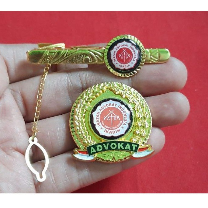 pin IKADIN dan jepitan dasi IKADIN