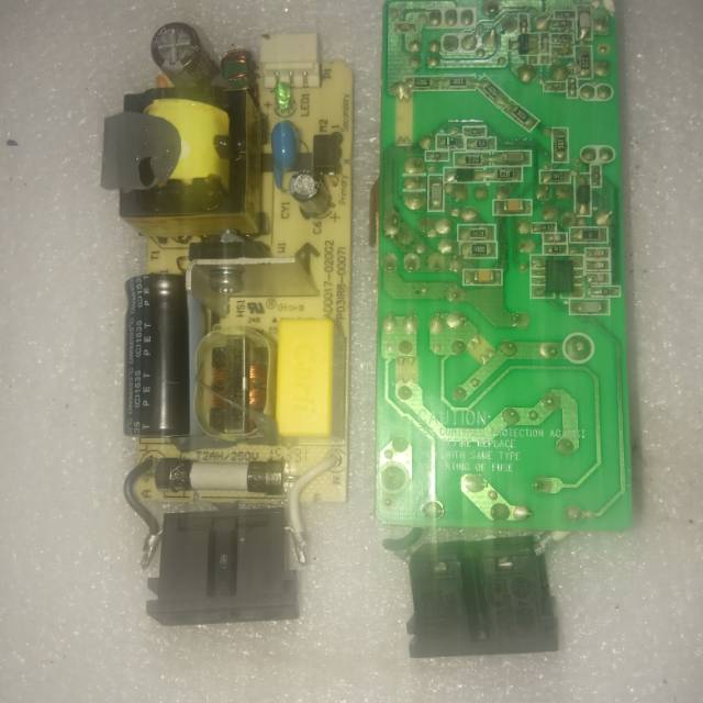 Adaptor 22v 1,5amp bisa untuk power mini classD