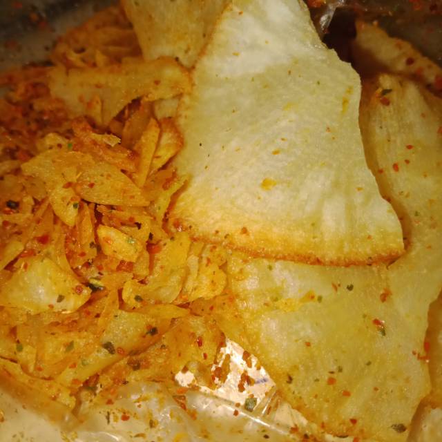 

Kripik singkong jeruk purut pedas joss