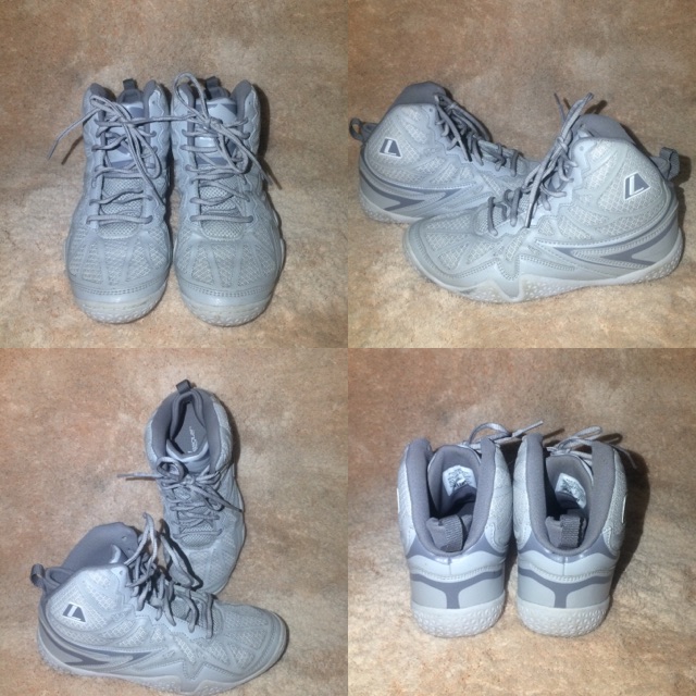 Sepatu basket league