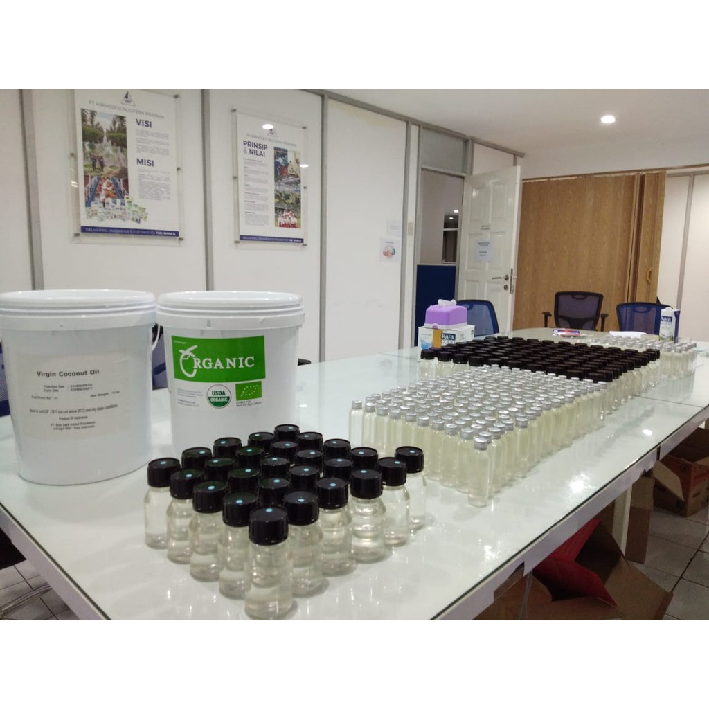 

VCO by Kara | Virgin Coconut Oil | Minyak Kelapa Murni