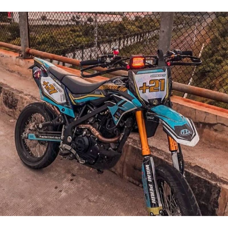 Dekal sticker decal motor KLX BF DTRACKER CROME PELANGI CUTTING GOLD CARBON