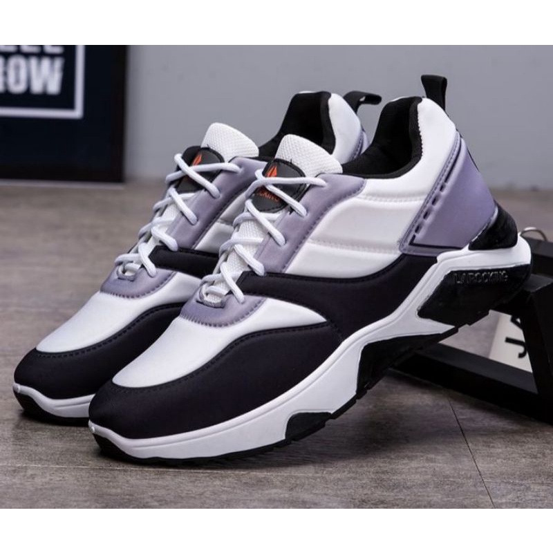 Sepatu Larocking