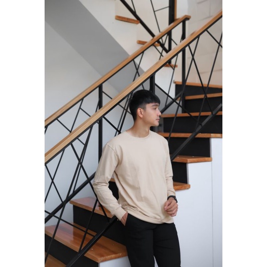 Mubeng Crewneck Comfy Cream