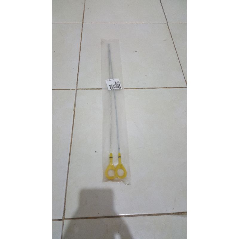 Dipstick tongkat pengukur colokan oli mesin Avanza Xenia 2004-07  LORAMO 15301-B0030