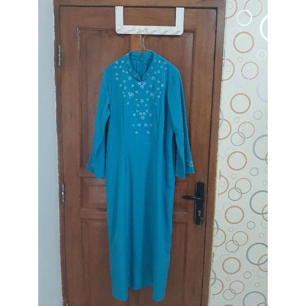 Prelove gamis warna biru langit milik ibu