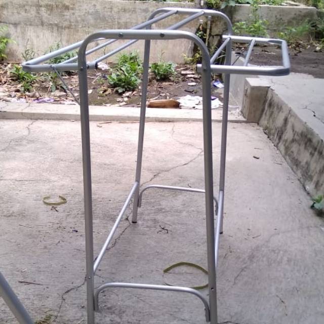 Jemuran handuk aluminium Bina Karya