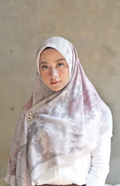 BUTTONSCARVES MEDINA VOAL XL (SYAR'I EDITION)