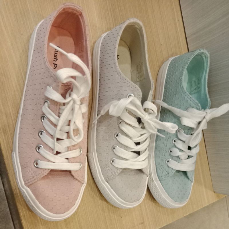 sepatu wanita hush puppies SALE ONLY pink SZ 37 dan Mint sepatu wanita hush puppies SALE ONLY pink SZ 37 dan Mint