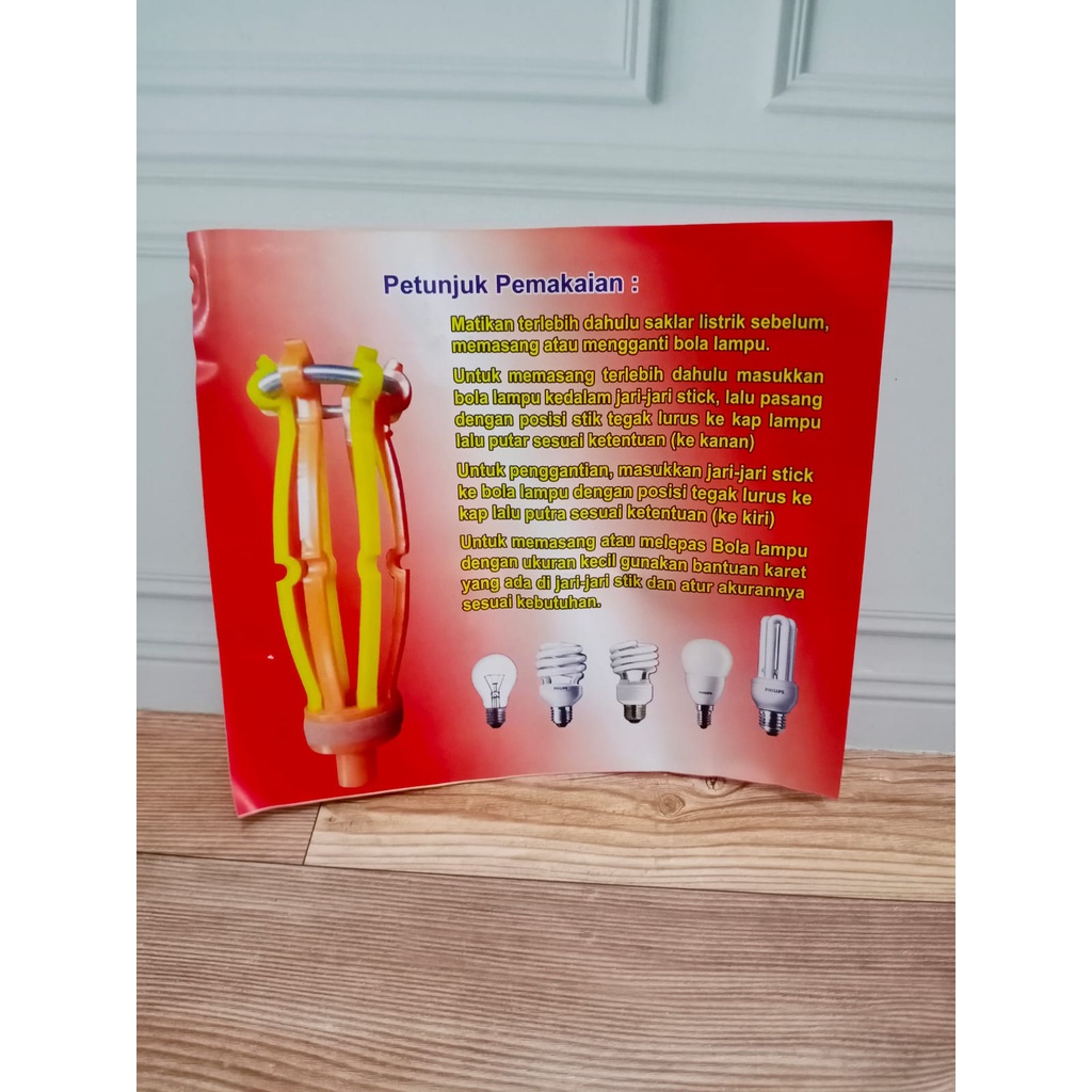 Stik Tongkat Lampu Pemasang / Pengganti Lampu Jumbo 8 Jari