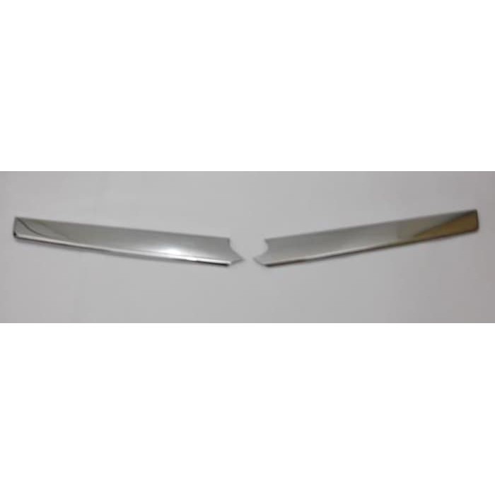 List Grill Tengah APV