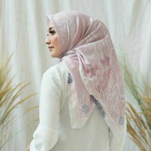 Magala Scarf by HL (Preloved)