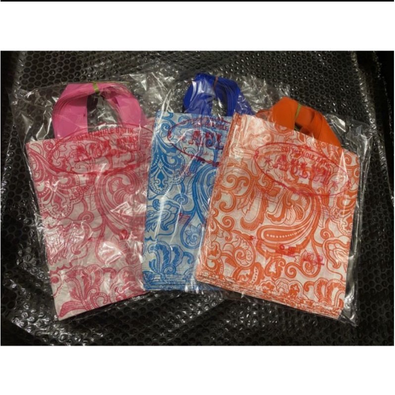 isi 50pcs soft handle batik 30x32