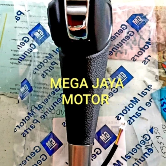 tutup knob tuas knob tongkat gigi chevrolet spin matic GM