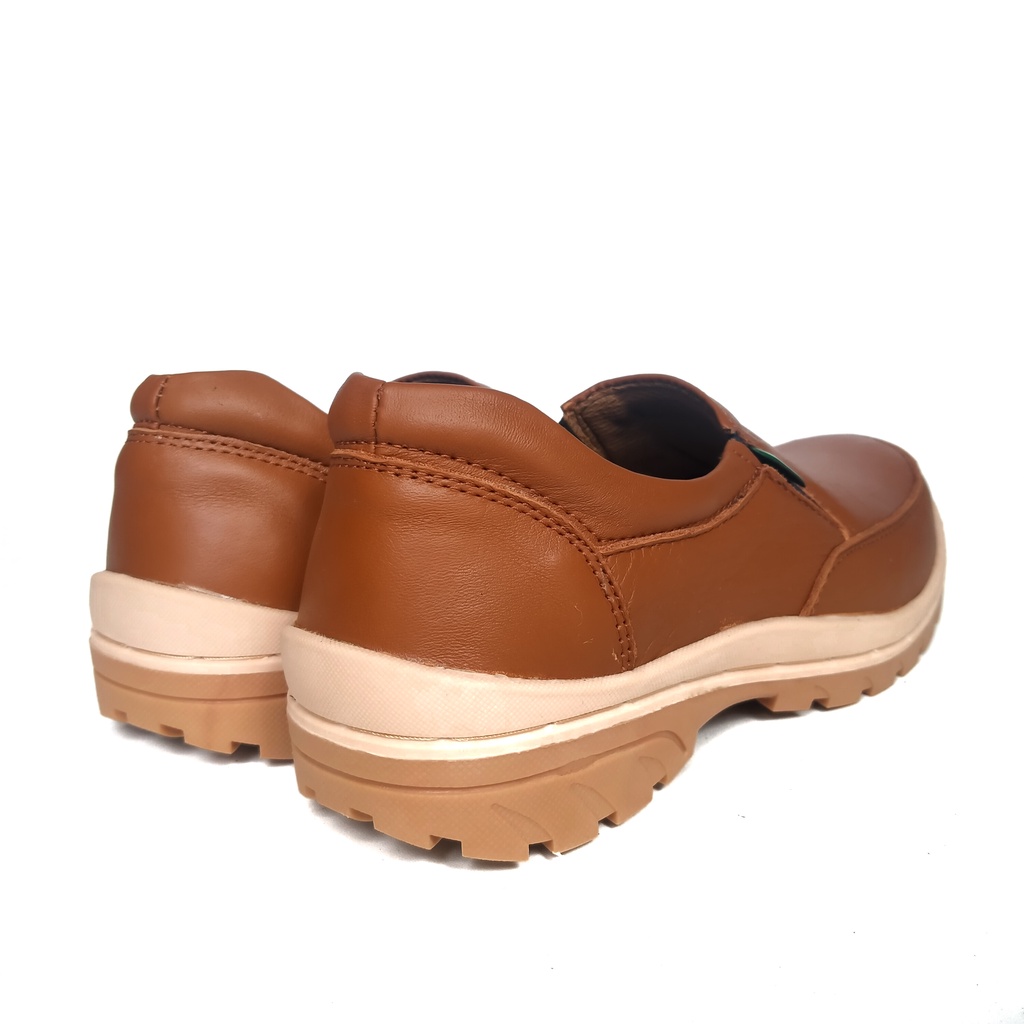 Kickers Sepatu Casual Kasual Kulit Asli Pria Bahan Kulit Asli Full 100% Slip On Kode F.72