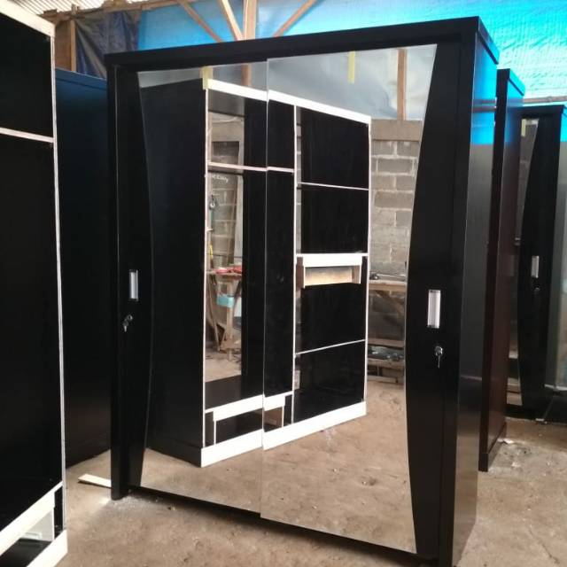  Lemari  Aluminium  2 Pintu Warna Putih  LEMARILA