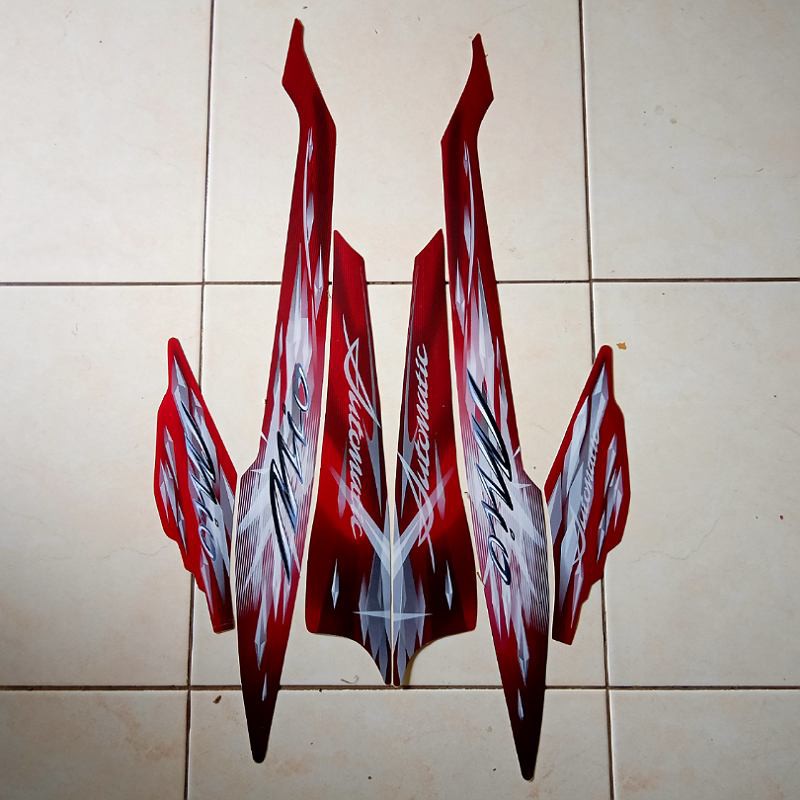 stiker striping motor mio sporty 2009 merah