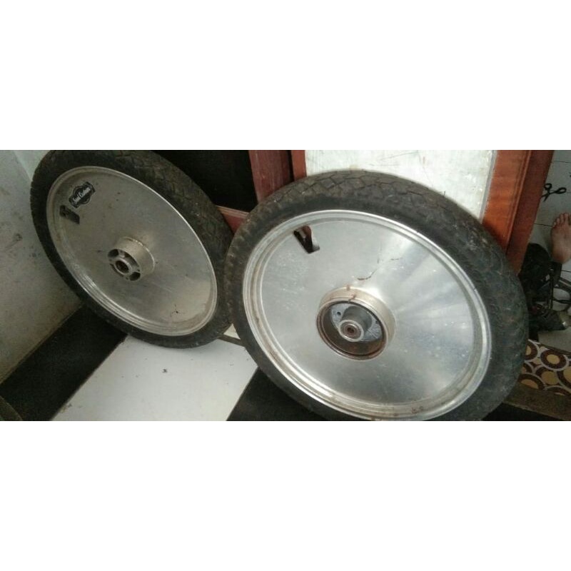 velg racing Yamaha robot, grand,C70,alfa monoblock antik