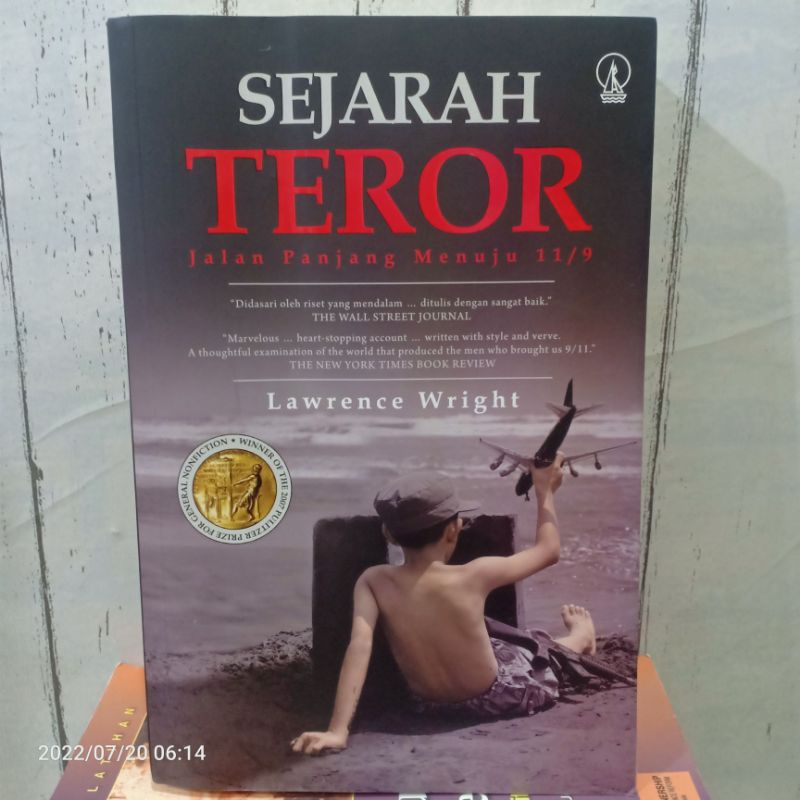 ORIGINAL ANTIK BUKU SEJARAH TEROR Jalan Panjang Menuju 11/9 Karangan By Lawrence Wright BEST SELLER 