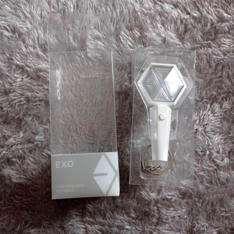 OFFICIAL SM MINI FANLIGHT KEYRING EXO (mini lightstick)
