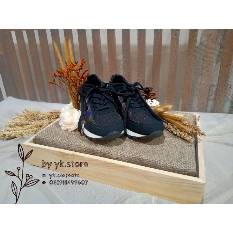 SEWA BOX ACRYLIC UNTUK HANTARAN SESERAHAN ATAU MAHAR PERNIKAHAN LAMARAN HARGA TERJANGKAU