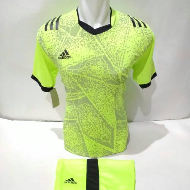 

Adidas hijau stabilo