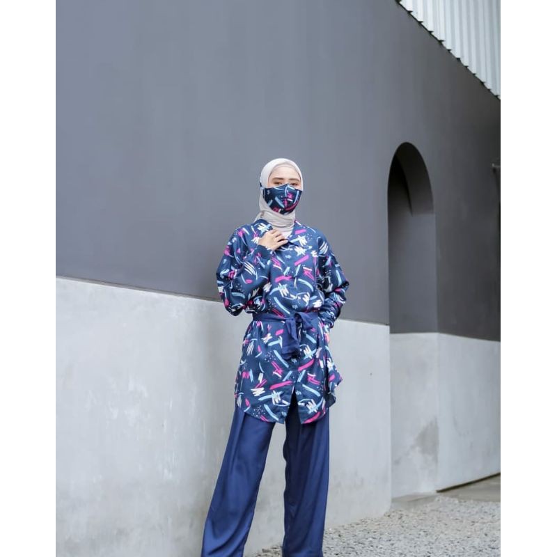 Prada set free masker & belt navy