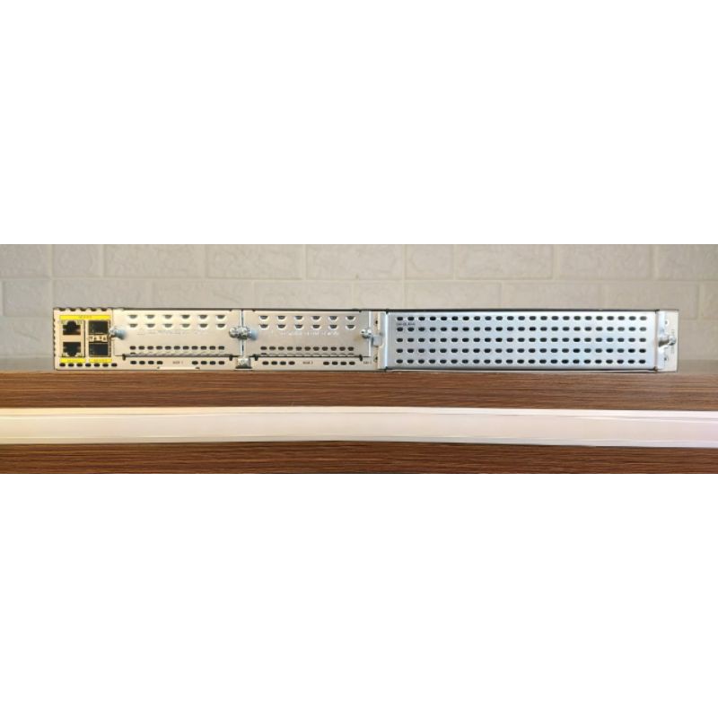 Switch Cisco 4300 Series ISR4331-SEC  K9 Second Berkualitas