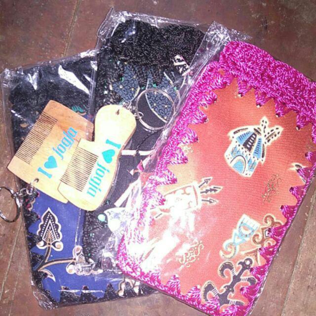TERMURAH Tas Rajut Batik Mini Selempang Cocok untuk TERMURAH Tas Rajut Batik Mini Selempang Cocok untuk