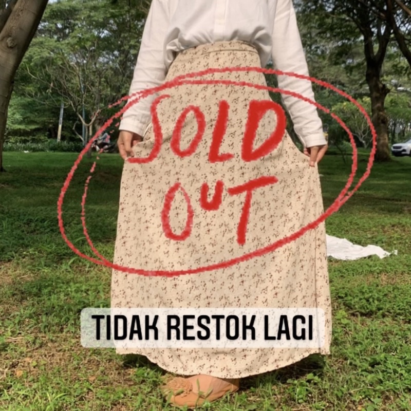 FLORAL SKIRT ADA SAKU / ROK MOTIF BUNGA/ ROK A LINE KOREAN STYLE / Long Skirt / vintage skirt-Coksu + Furing