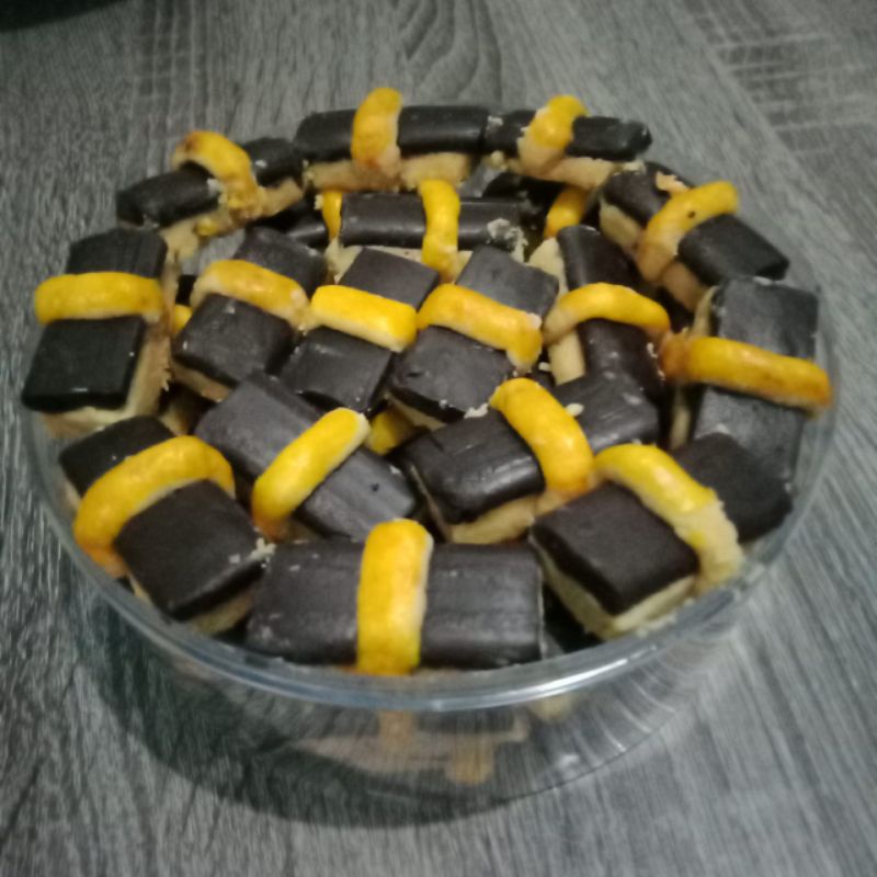 

Stik Coklat