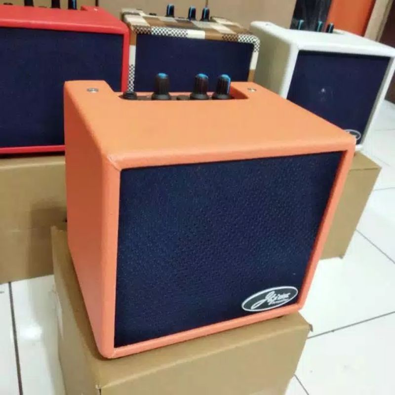 Jual Ampli Gitar Mini 4in Clean Dan Distorsi Bonus Kabel Jek 3Meter