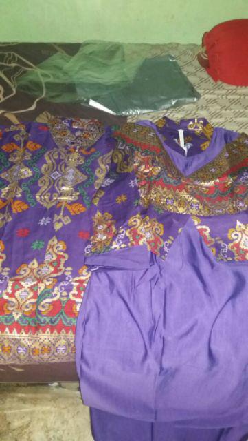 Batik Couple Kebaya / Sarimbit Belvenia - Bellvenia Baloteli Pramestik