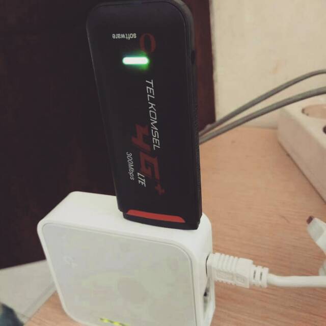 Paket WiFi Modem Router TP-Link MR3020 & Cyborg E288 Wingle Hotspot support All 4G LTE Free Setting