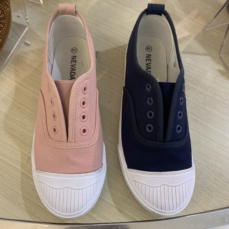 Sneakers wanita NEVADA