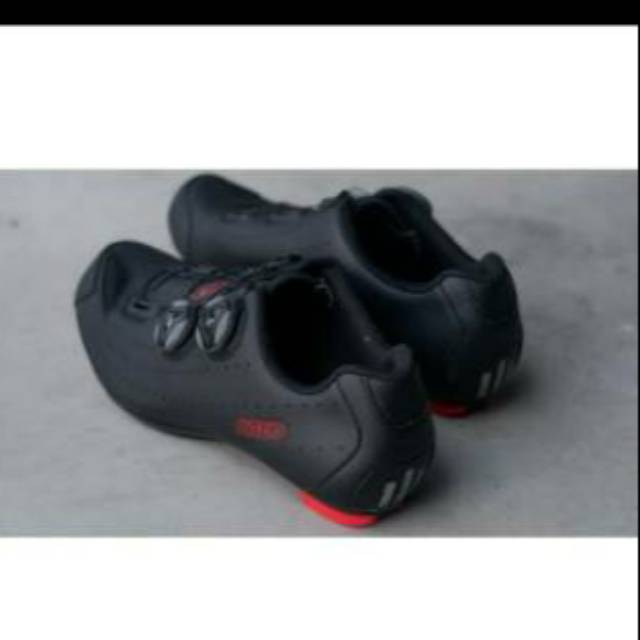 SEPATU AVELIO ROADBIKE sepatu sepeda road bike shoes bicycle sepatu gowes