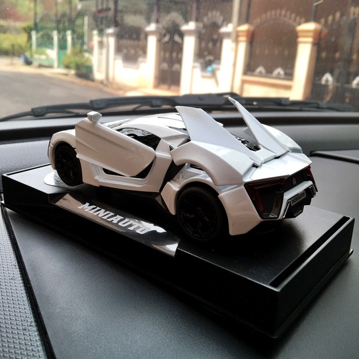 Parfume Pewangi Pengharum Mobil Parfum Pajangan Miniatur Mobil LYKAN HYPERSPORT Limited Edition