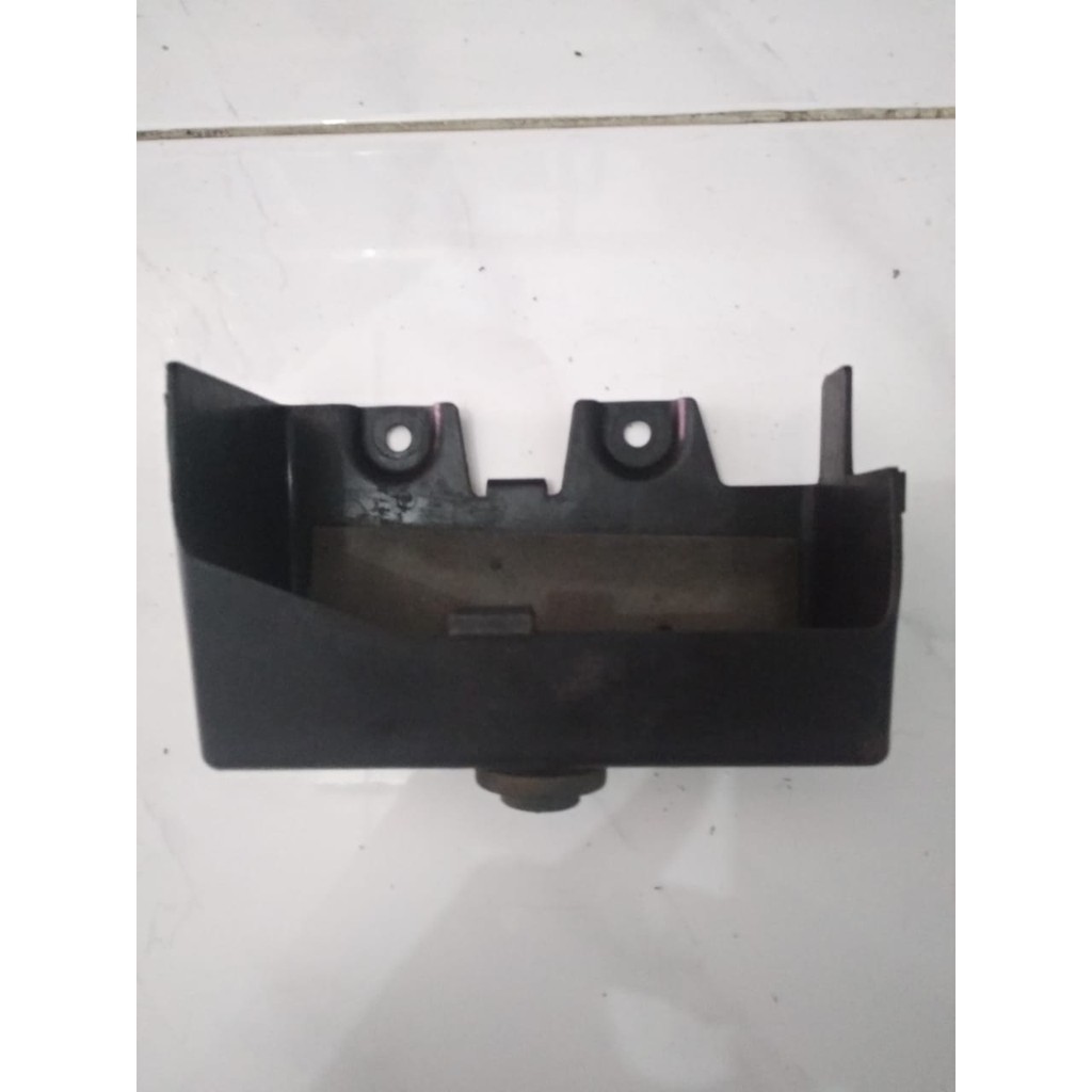 cover wadah aki accu yamaha scorpio z ori
