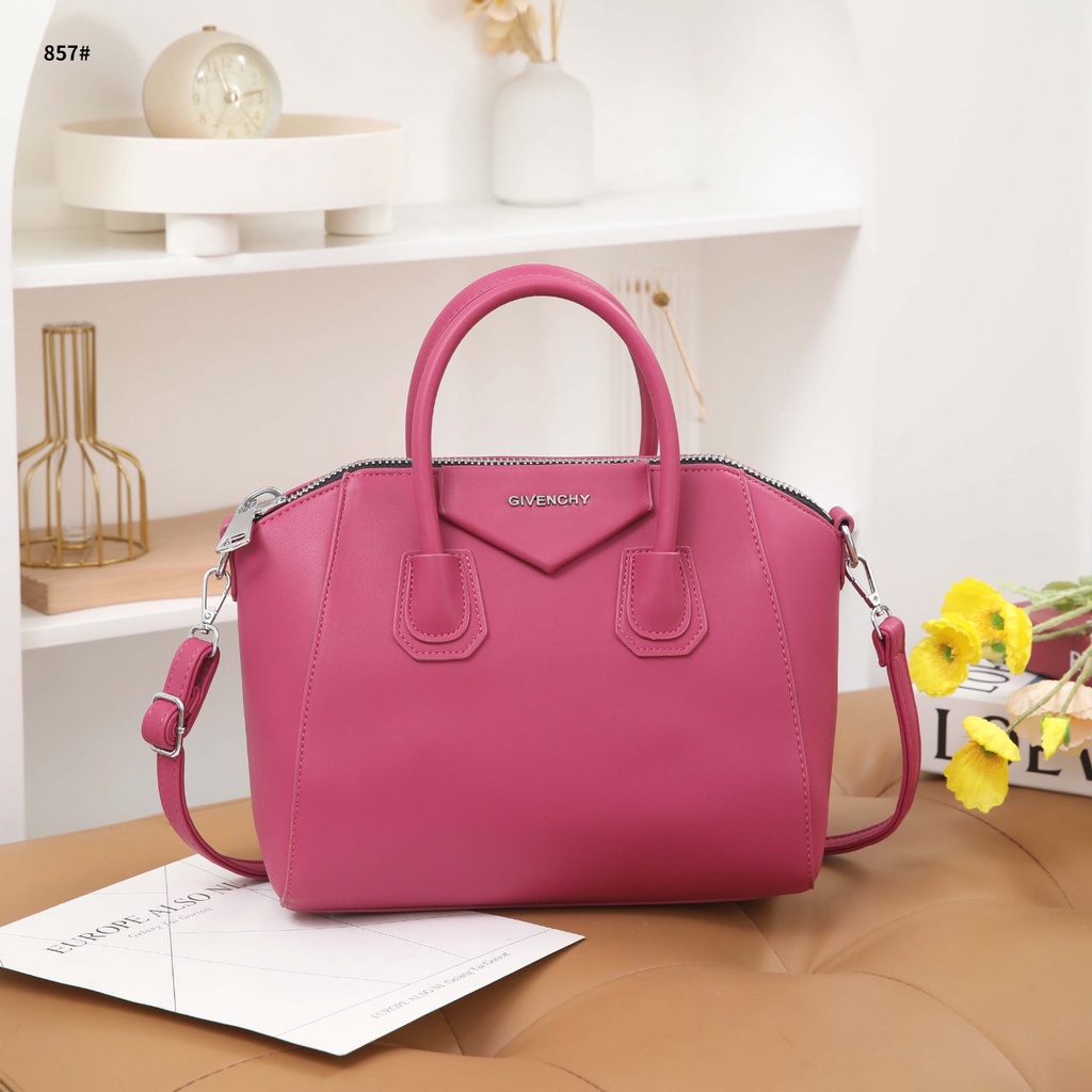 GV Leather Bag 857