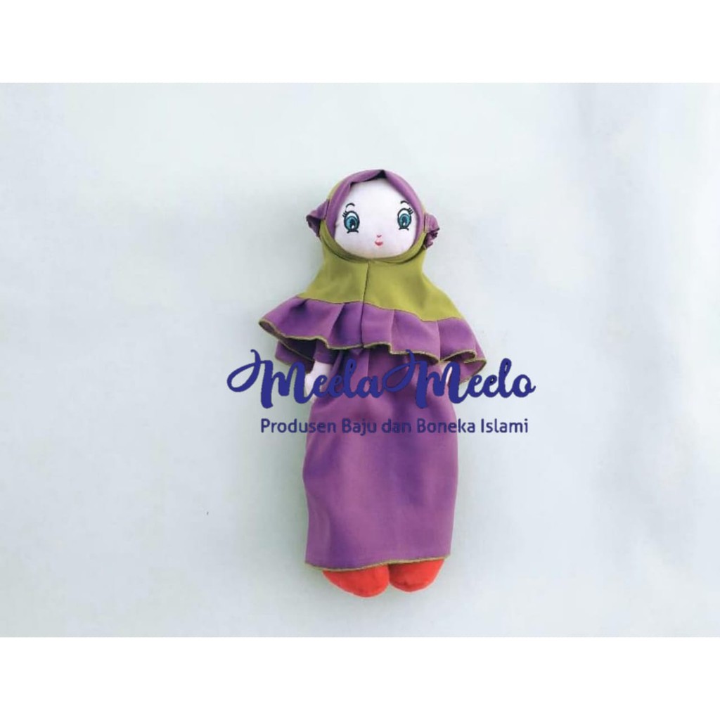 Boneka muslimah boneka mainan boneka edukasi baju dan jilbab bisa di lepas