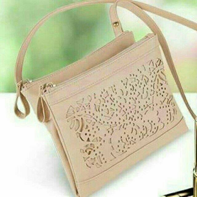 Oriflame Crystal Sling Bag / Tas Selempang