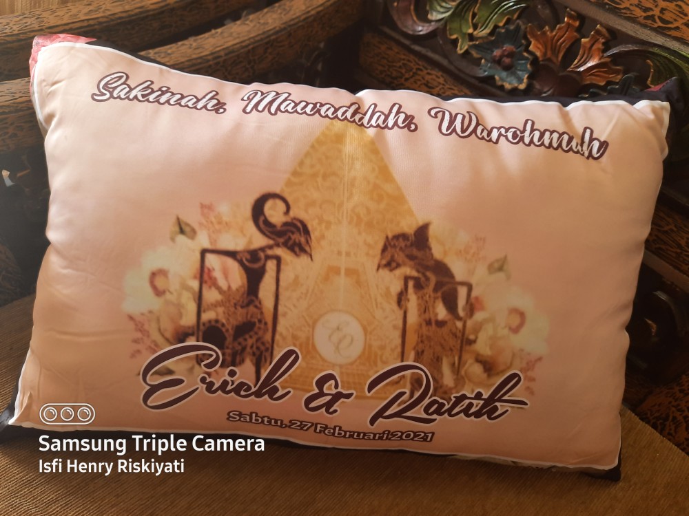 Bantal Custom Design Foto Cetak 2 Sisi