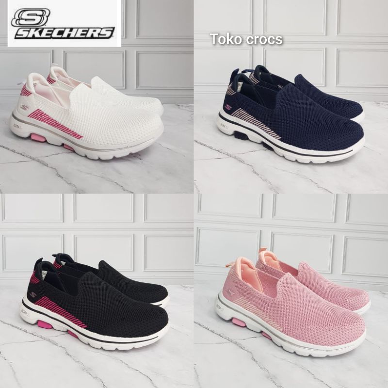 SKECHERS / SEPATU WANITA SKECHERS GO WALK 5 PRIZED / Skechers Go walk 5 woman / Skechers wanita go w