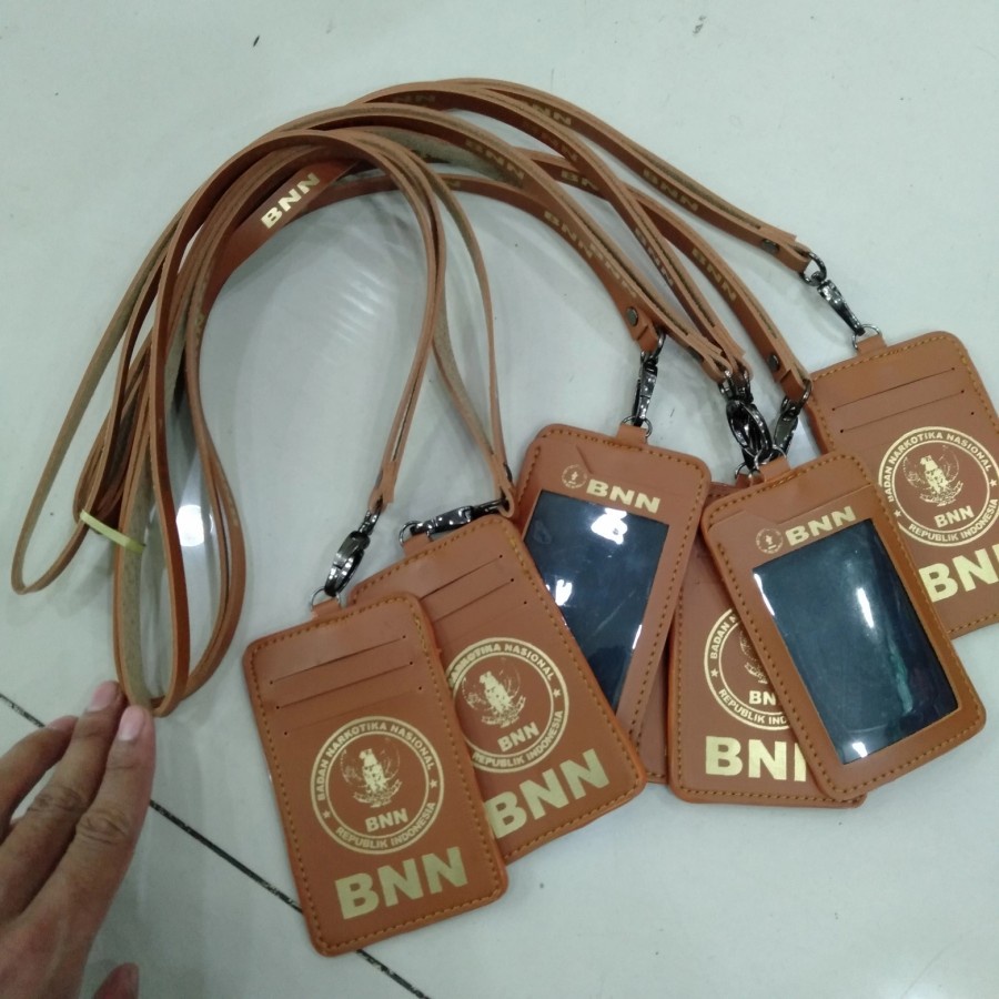 gantungan kulit id card BNN