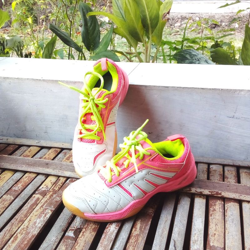 Decathlon Perfly Badminton Shoes original second size 35fit36