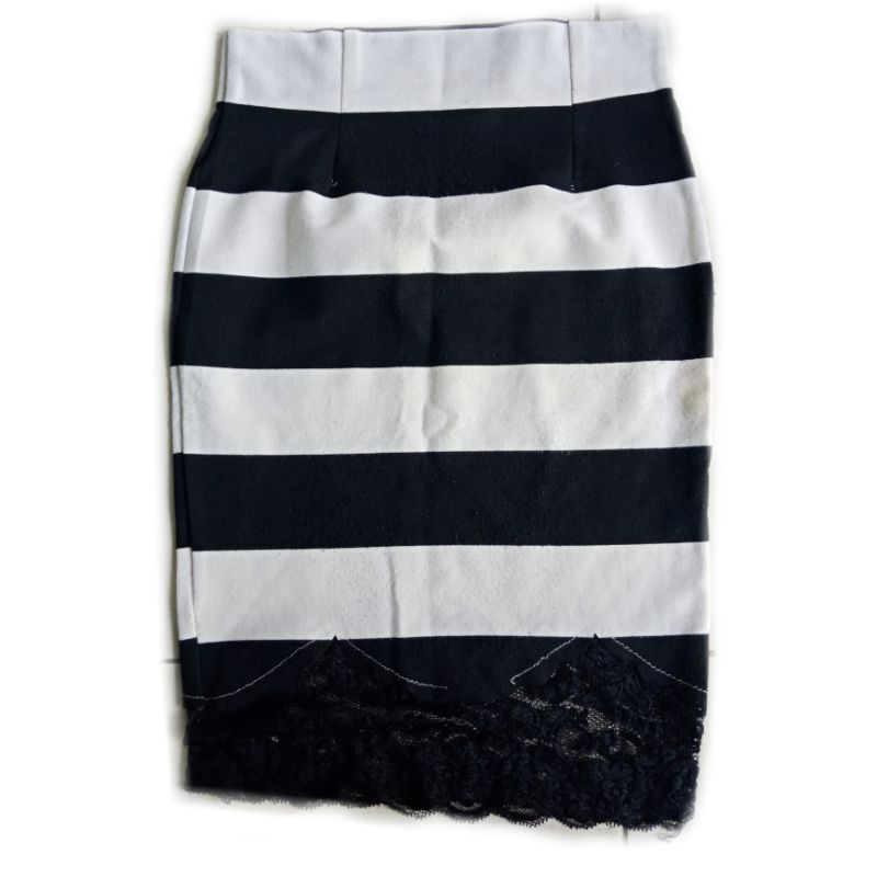 PRELOVED ROK SPAN GARIS