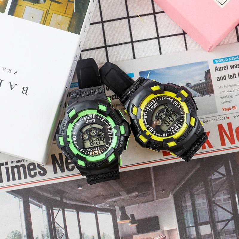 Jam Tangan Sport anak LED Lampu menyala  Terlaris